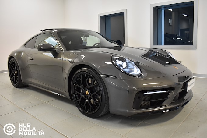 PORSCHE 911 Carrera S